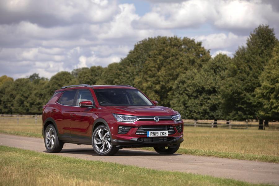  SsangYong Korando Ultimate (C300) 2019 года  (UK) (фото 1 из 28)